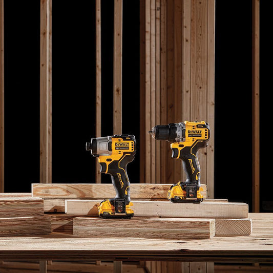 DEWALT CORDLESS DRILL & IMPACT DRIVER KIT